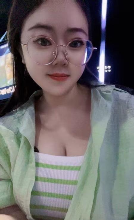 巨无霸琦琦