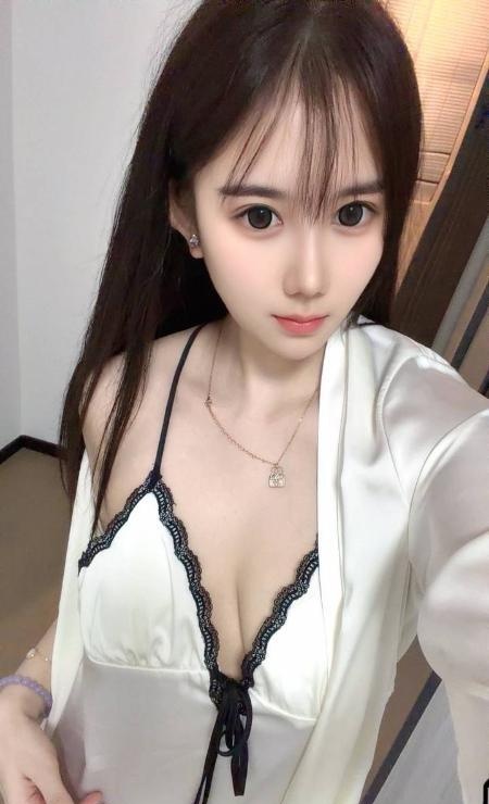 邻家气质妹妹小小鱼