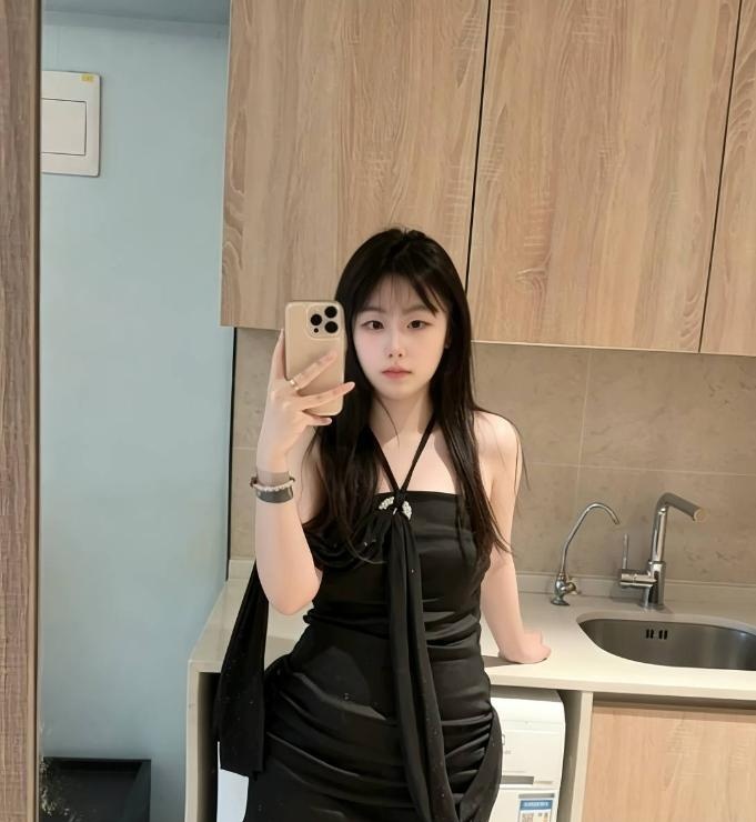 萧山清纯多汁嫩妹晗晗