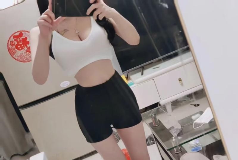 罗湖童颜林妹妹