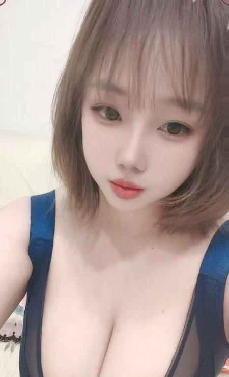 建业F杯大奶牛