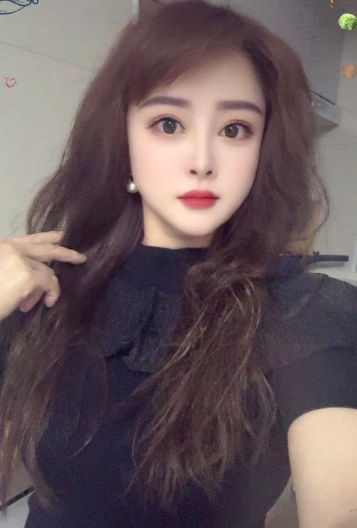 圆润大奶肥臀少妇