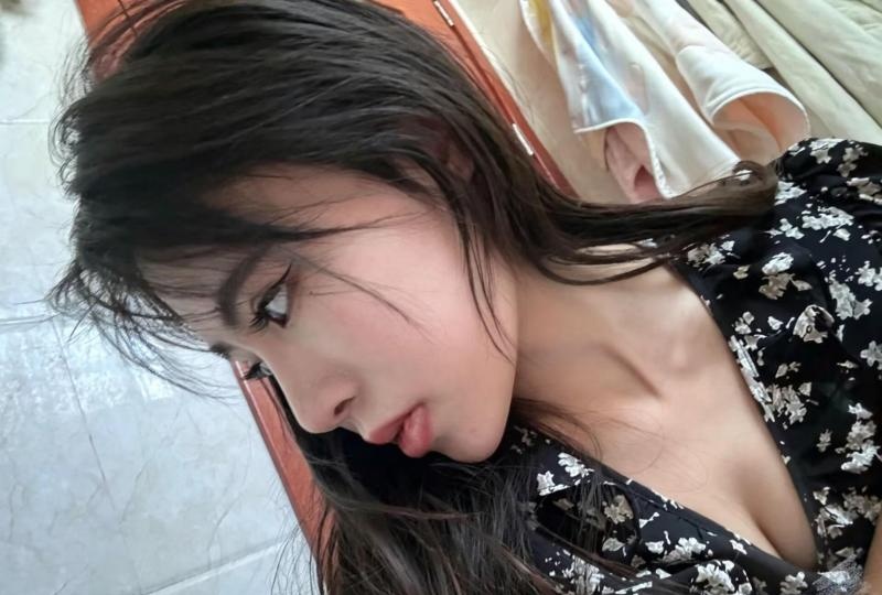 南沙性感身材苗苗