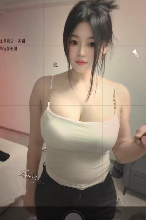 巨乳波霸小宝