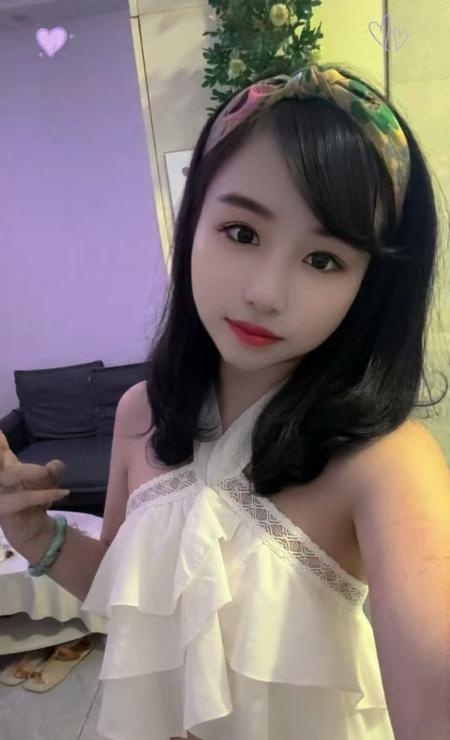大学城乔乔老师