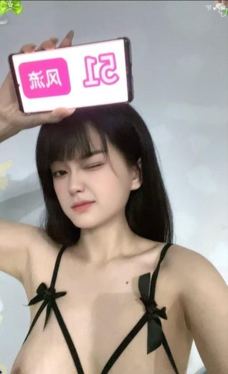 清纯细腰妙妙酱