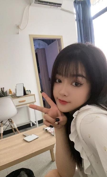 清纯细腰妙妙酱