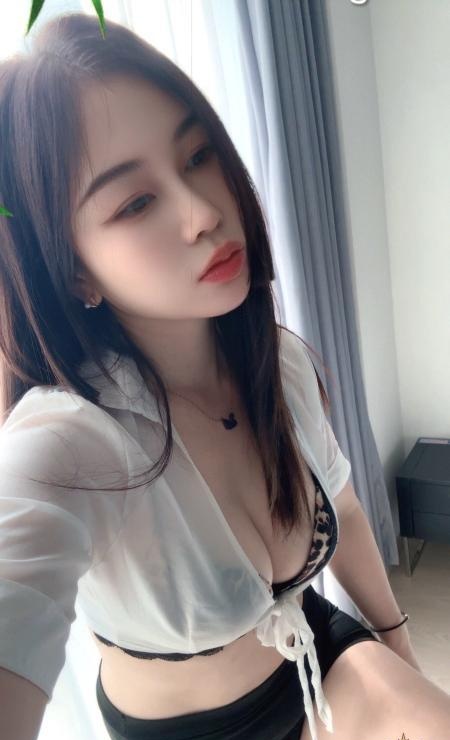 身材不错的美少妇