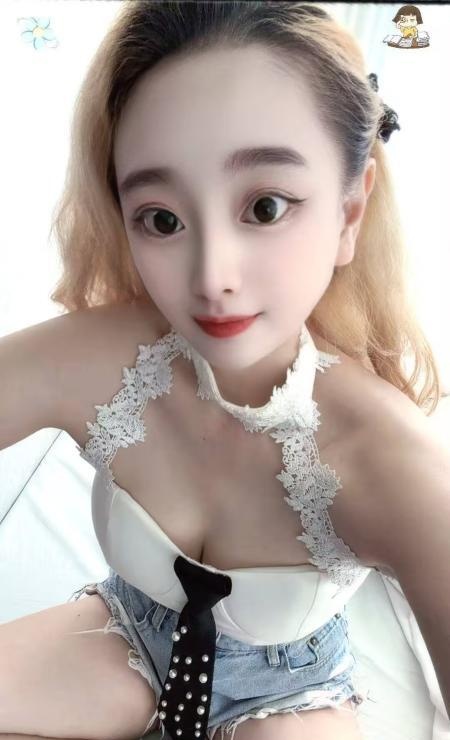 颜值嫩妹浅浅
