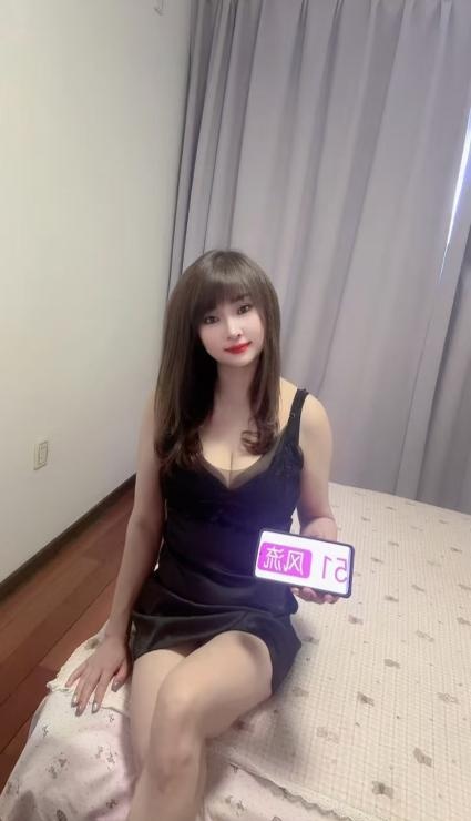 丰乳肥臀少妇娜娜