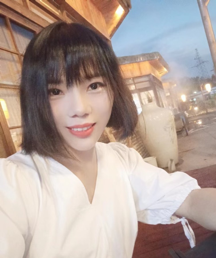 西湖温柔小姐姐