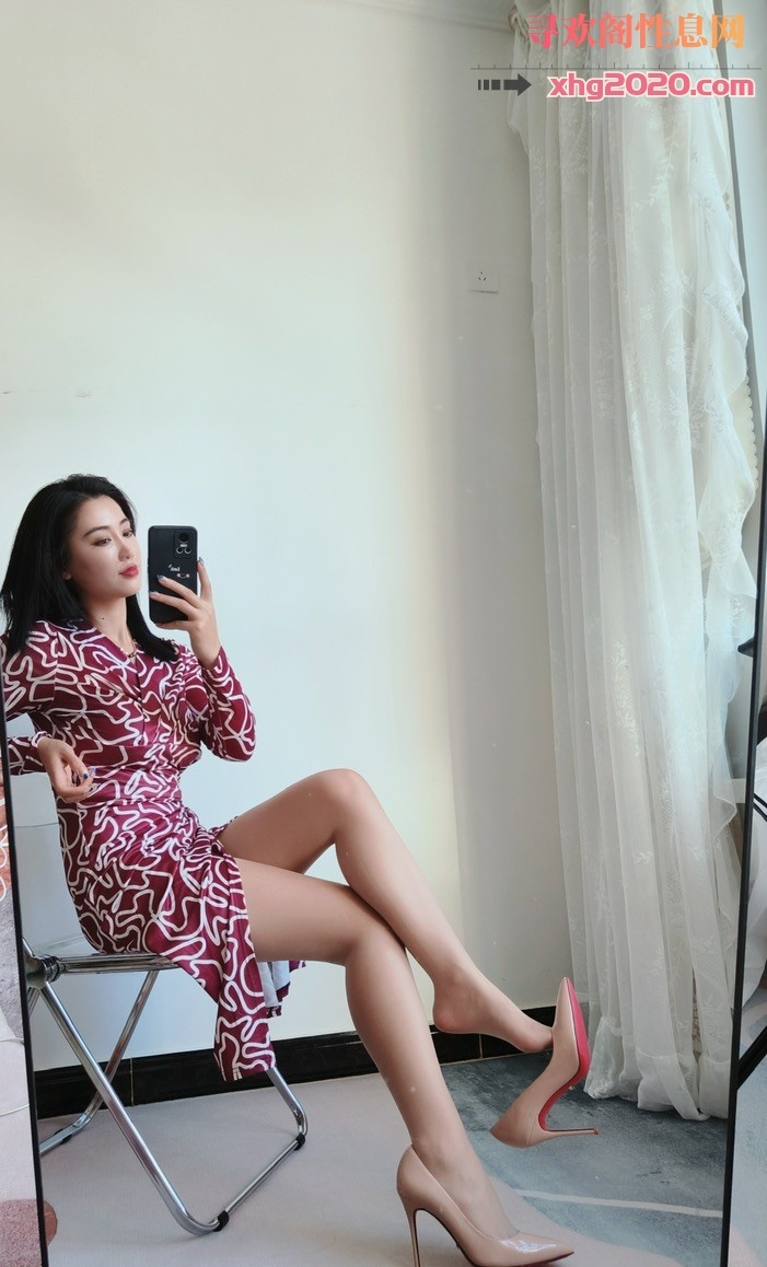 绿园大长腿美女