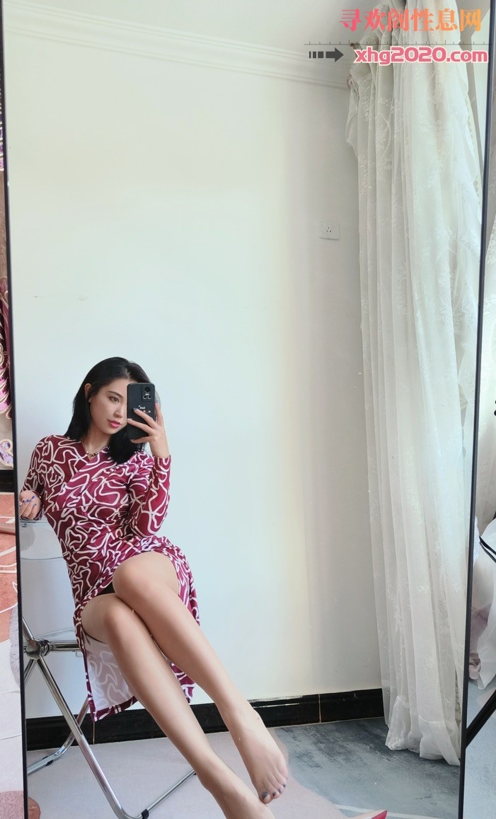 绿园大长腿美女