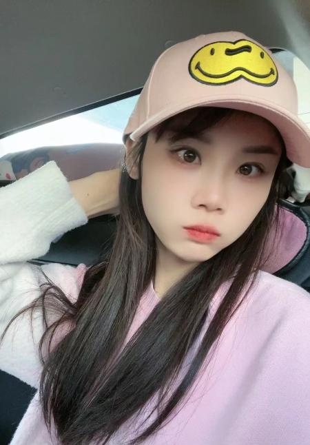 龙华高挑艳舞小姐姐