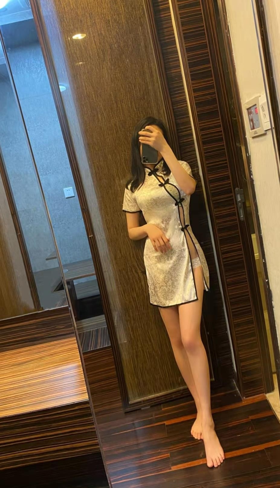 旗袍长腿白丝希希