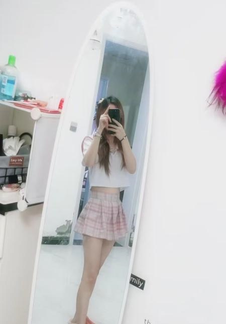 郑州年轻苗条小妹