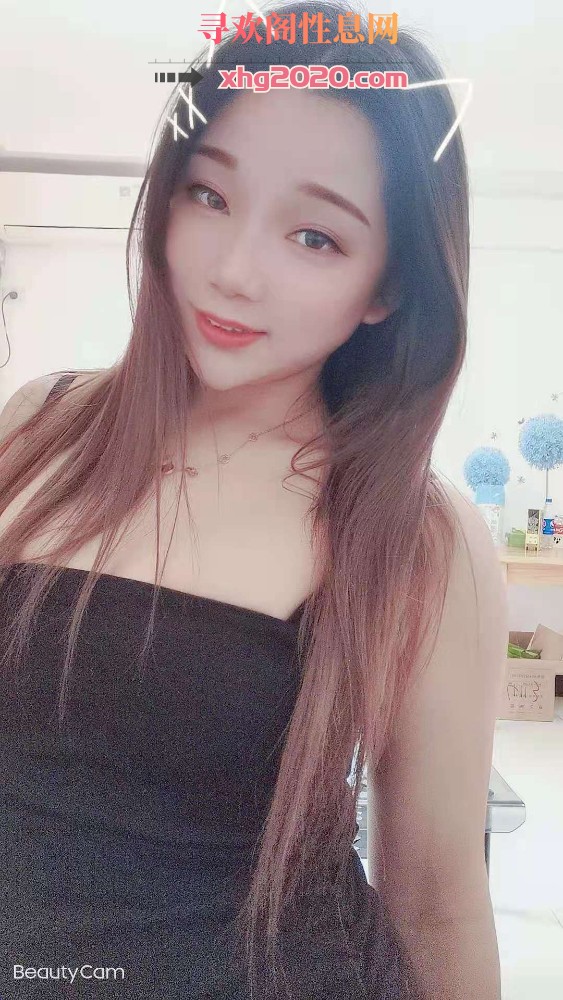 光谷青年城小姐姐