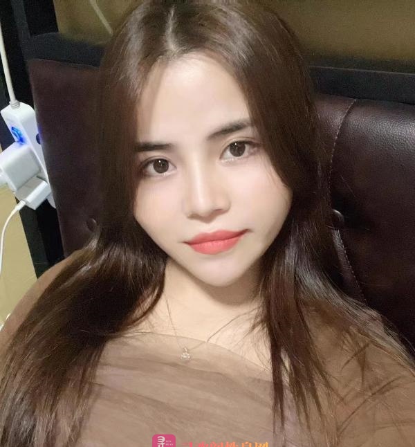 新开发的美女兰兰