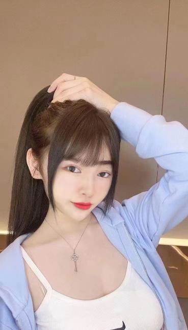 南京南站清纯美少女