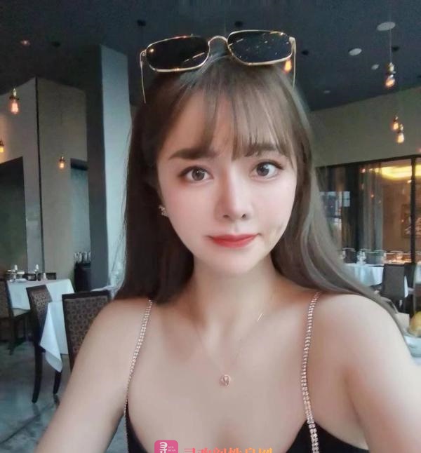 服务温柔的小姐姐