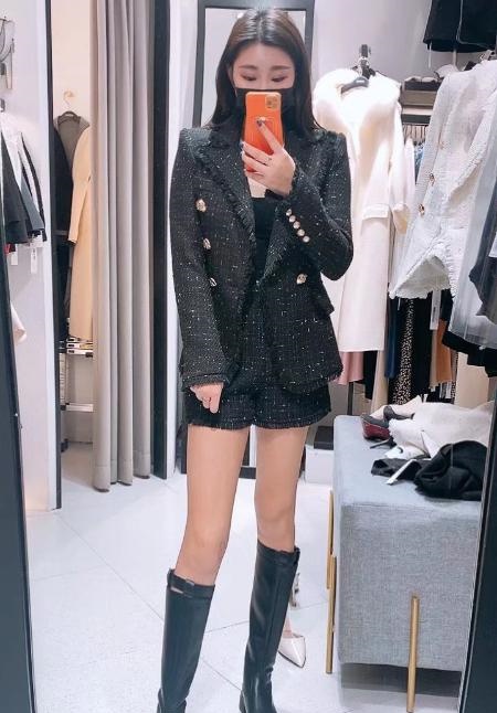 三山街黑丝靓妹