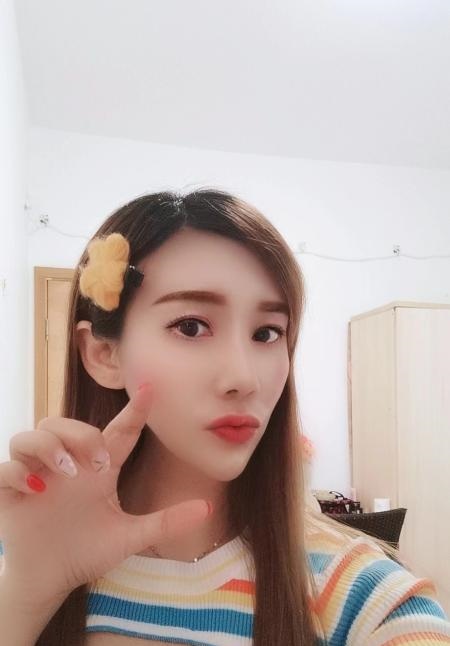 丹竹头黑丝骚御姐