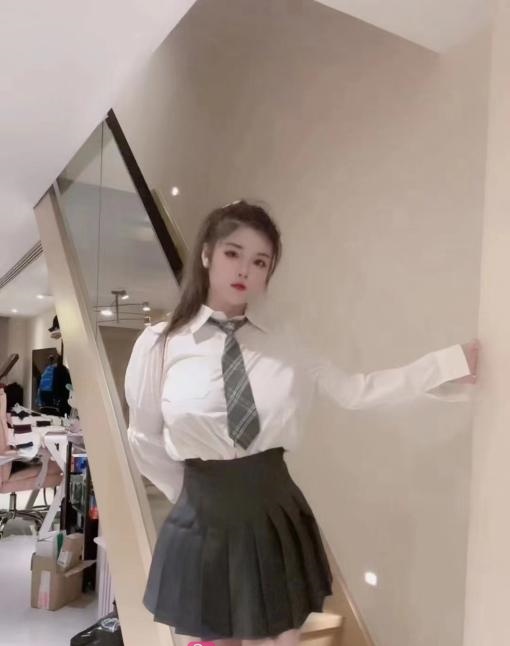 滨江歆倪杨超越