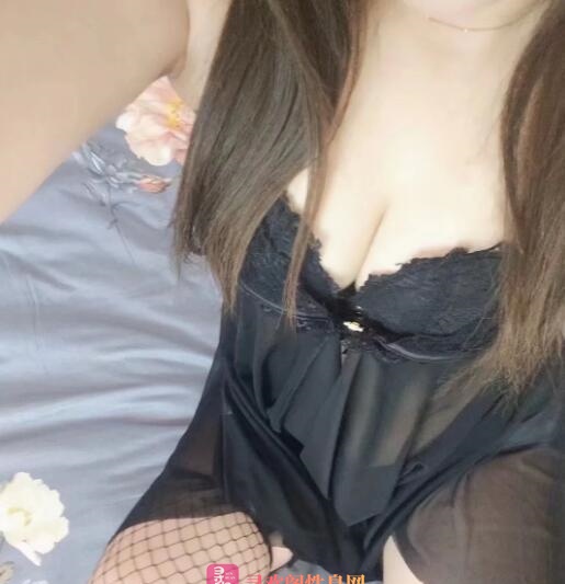 奶白妹子大屁股