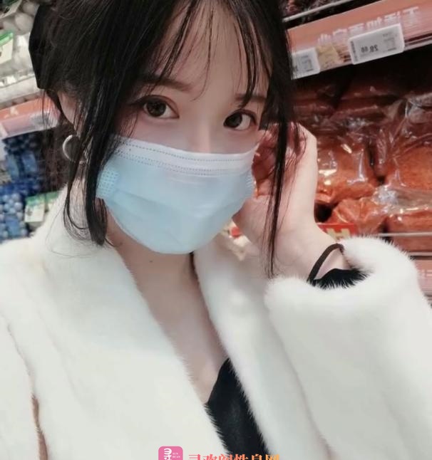 服务系小姐姐