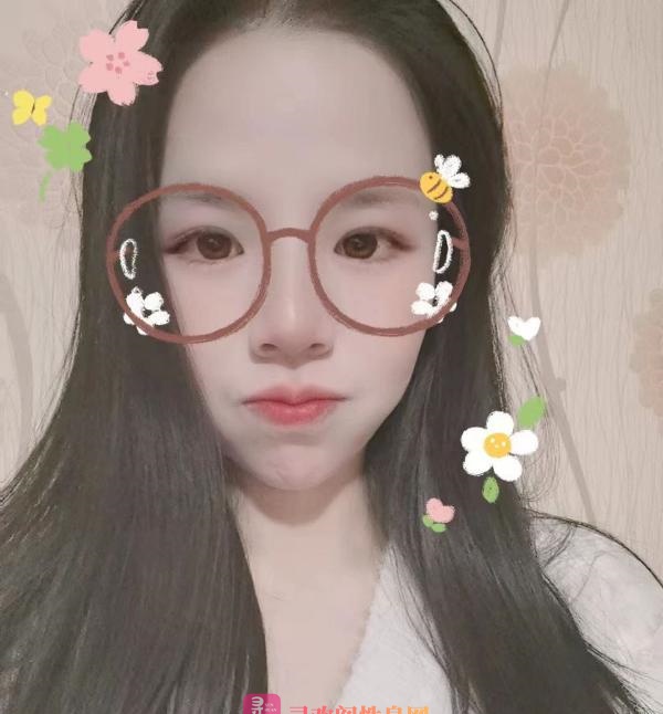 颜值不错的轻熟女