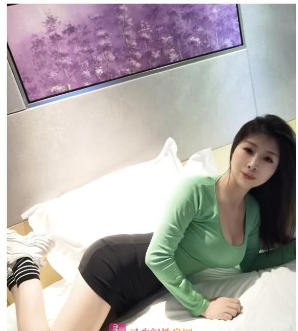 风骚老师莜莜