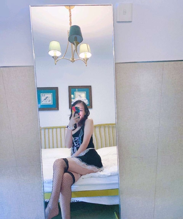 南山性感小姐姐