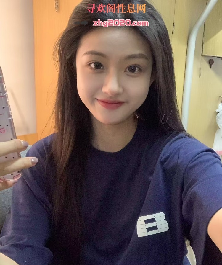 龙泉00后 玲玲