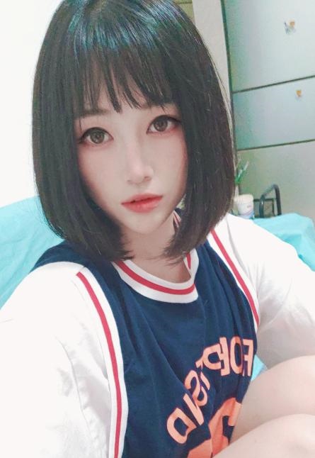又纯又欲小姐姐
