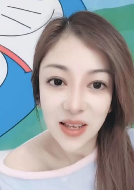 风骚迷人小少妇