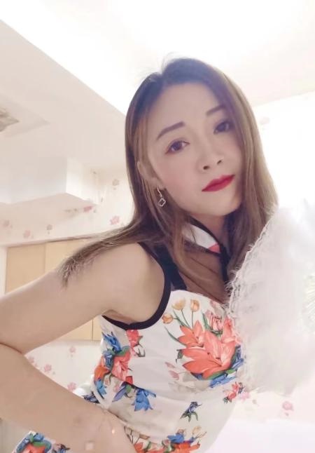 翘臀少妇