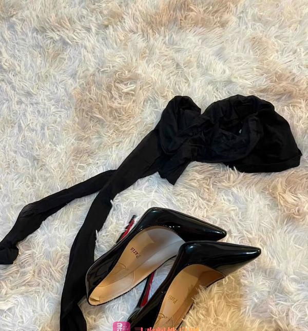 广州情趣制服模特朵朵