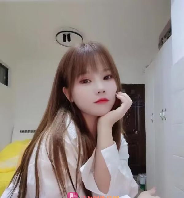 武汉服务系小姐姐