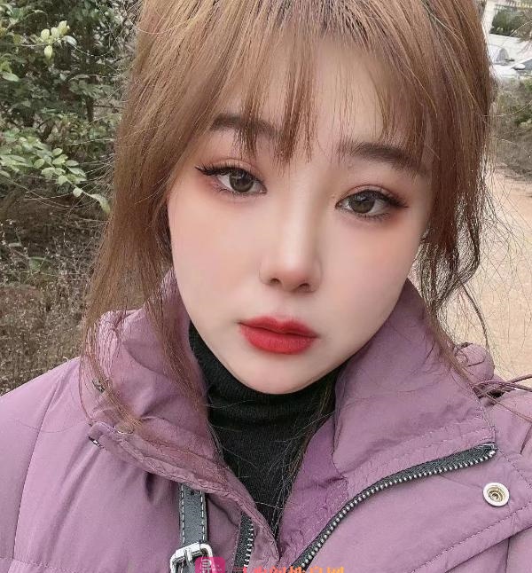 南昌大胸萌妹子