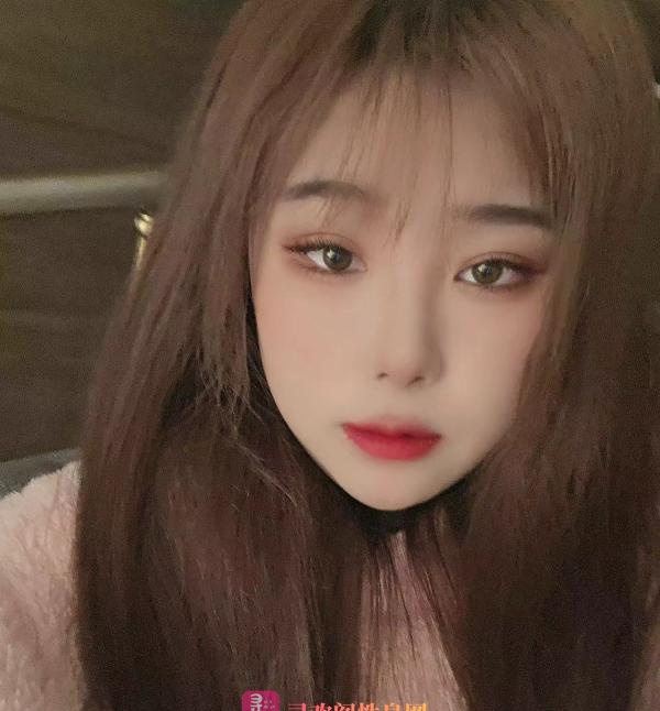 南昌大胸萌妹子