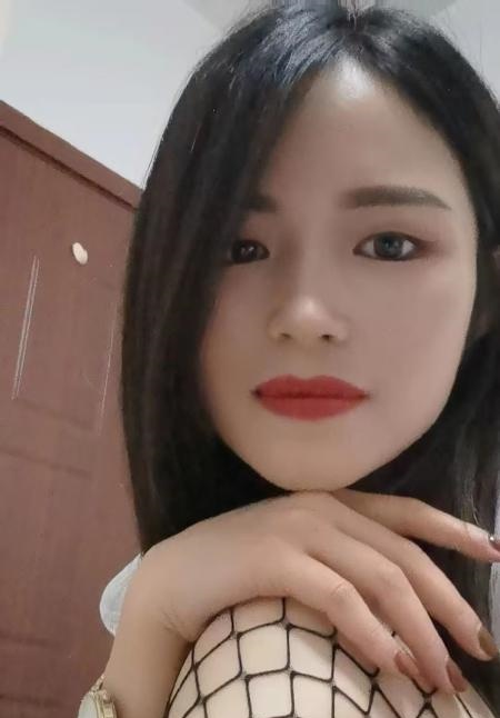 新城新世界小妹子