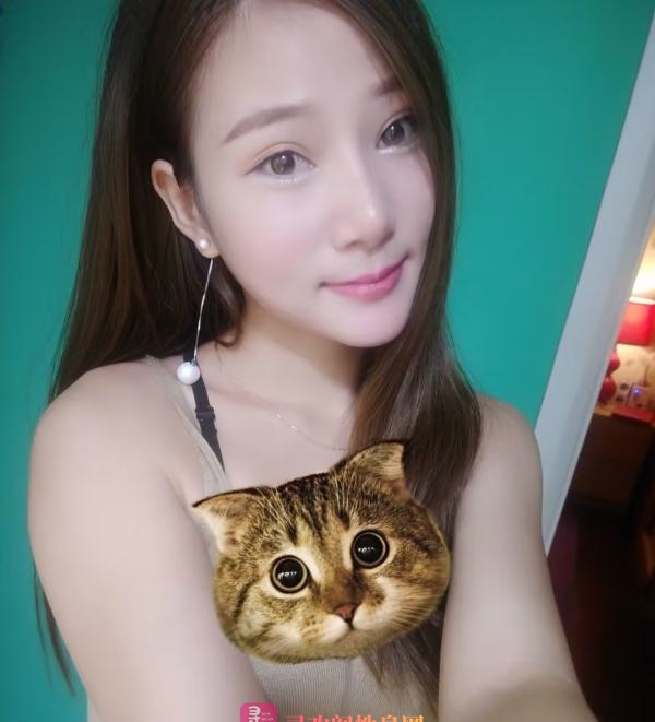 出击嫩妹小雅