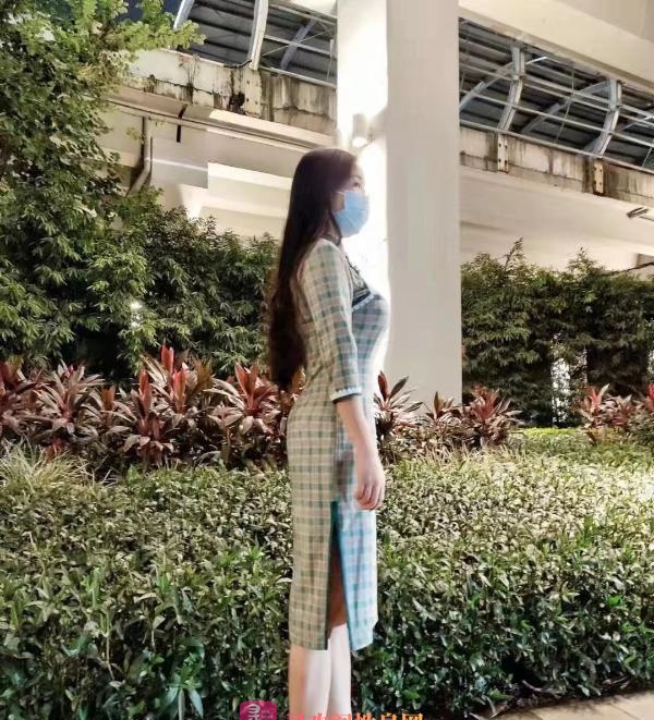 白云大胸服务型九九