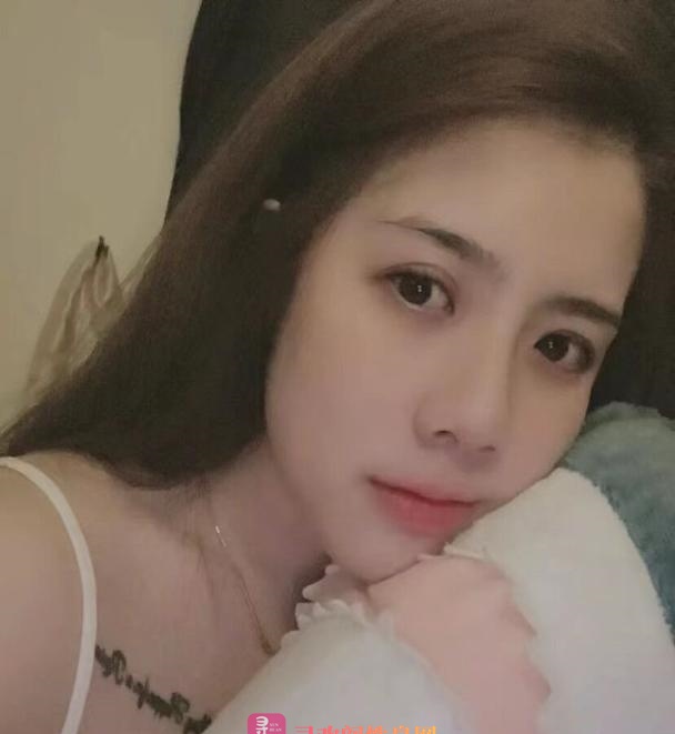 热情大奶骚货