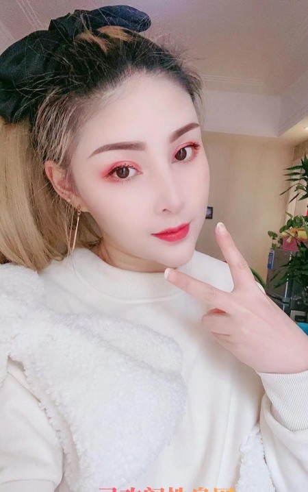 济宁名凤小迷糊