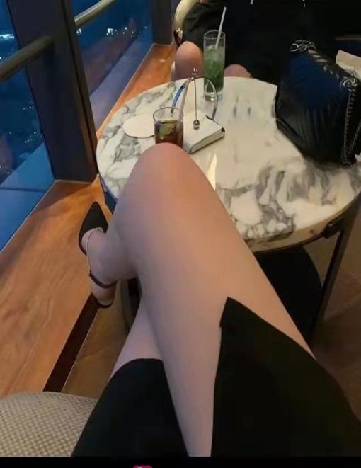 常府街小姐姐