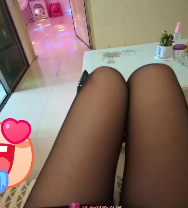 石岩环保美腿少妇