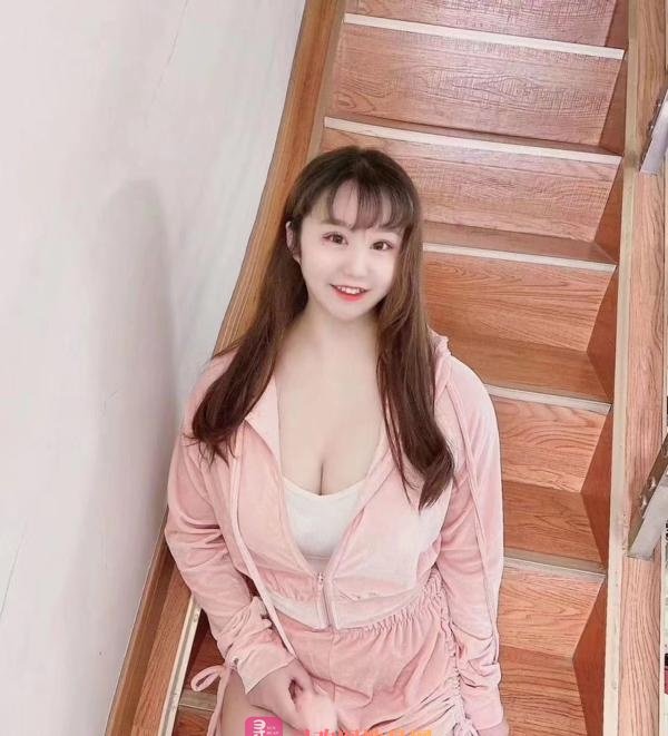 妮妮 四朵金花可以飞