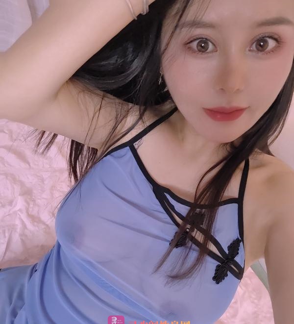 体验很火的小柒