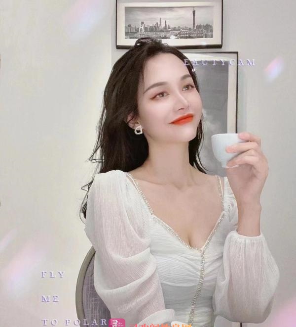 瑜伽老师瑶瑶